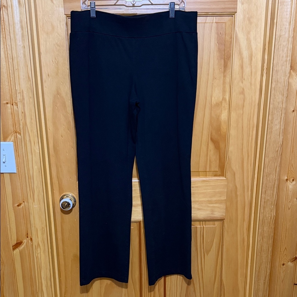 Lauren Ralph Lauren Black Straight-Leg Pull-On Pants, Size Large.